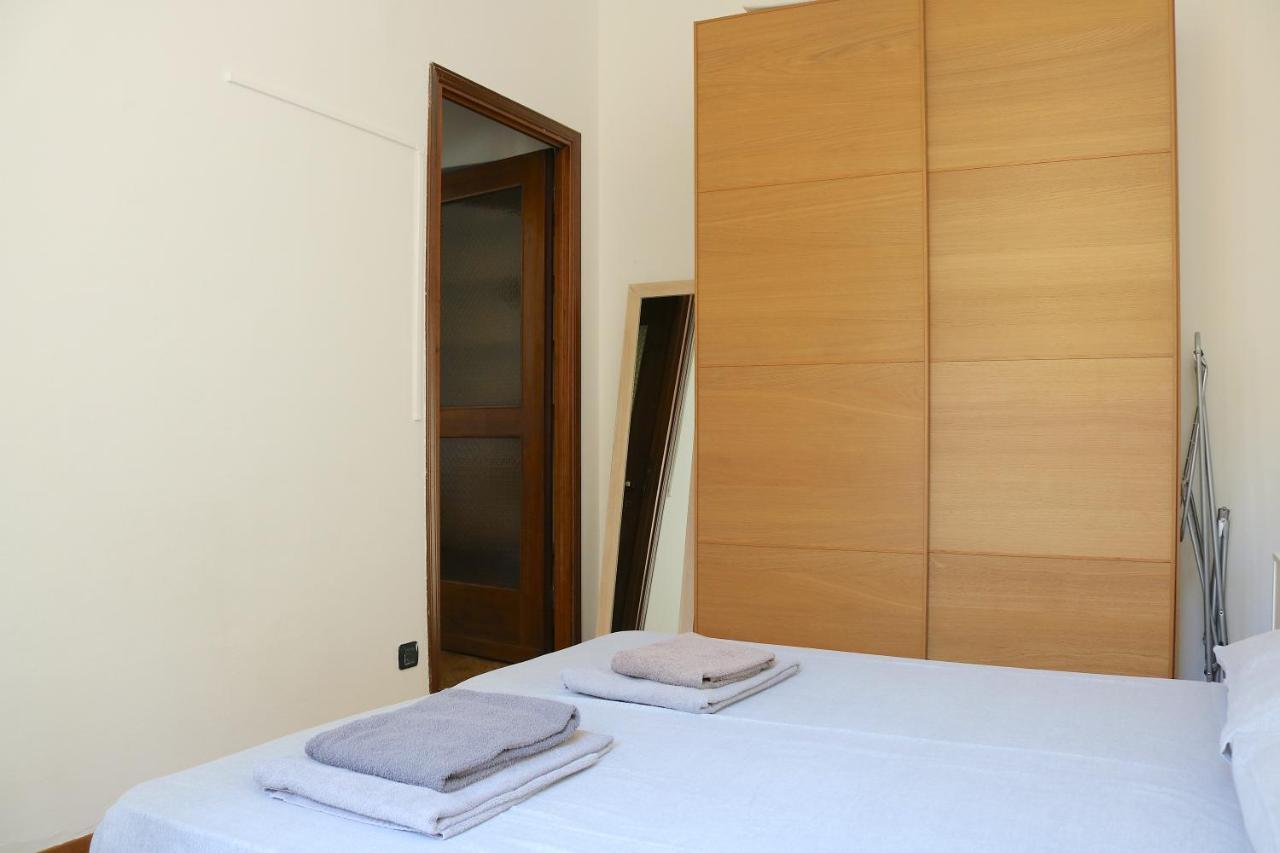 S. Ambrogio Cozy Apartment Milan Bagian luar foto